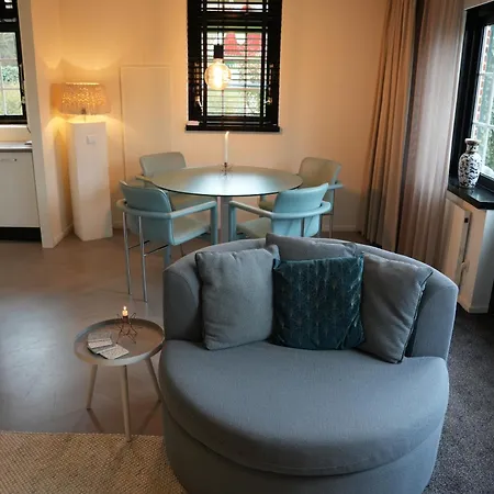 De Elysium Met Prive Jacuzzi En Sauna 2-persoons