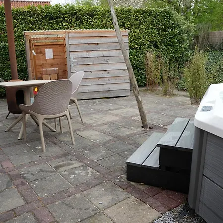 De Elysium Met Prive Jacuzzi En Sauna 2-persoons Villa *