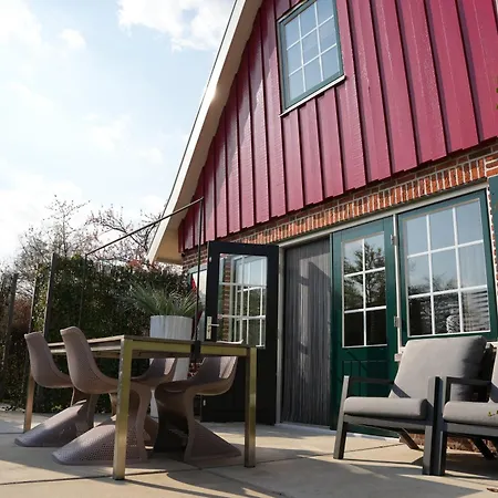De Elysium Met Prive Jacuzzi En Sauna 2-persoons Lievelde